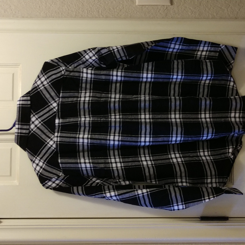 Button up blouse - Picture 2 of 2